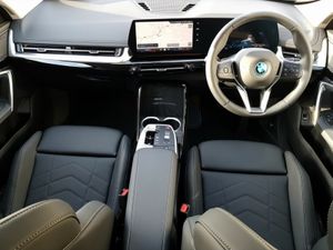 BMW iX1 iX1 eDrive20 xLine - Image 4