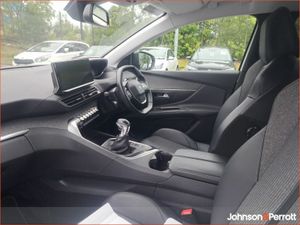 Peugeot 5008 FL 1.5 BlueHDi 130bhp Allure. - Image 3