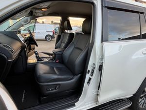 2022 Toyota Land Cruiser 2.8 PRADO VX 5DR 7 - Image 4