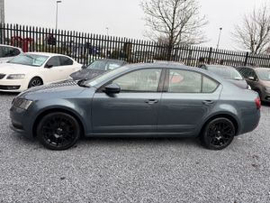 2017 (172) Skoda Octavia 1.6 TDI Ambition 115HP DS - Image 4