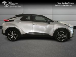 Toyota C-HR HYBRID SOL - Image 3