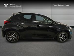 Toyota Yaris 1.5 HYBRID L/SPORT * PRICE REDUCTION* - Image 3