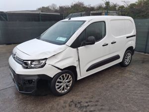 211 Citroen Berlingo  1.5 Diesel - Image 2