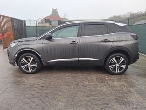 201 Peugeot 3008  Gt line    Automatic - Image 2