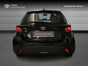Toyota Yaris 1.0 LUNA - Image 4