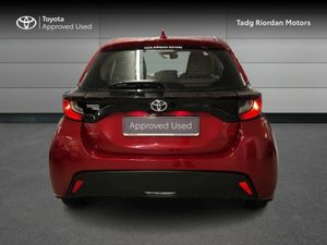 Toyota Yaris 1.0 LUNA - Image 4