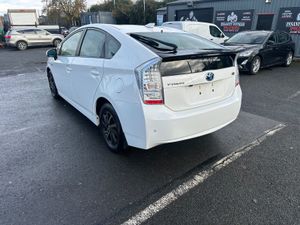 2015 TOYOTA PRIUS HYBRID FULL OPTION FRESH NCT - Image 3