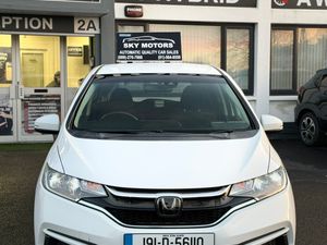 2019 Honda Fit 1.5 Petrol Hybrid,,Automatic, - Image 2