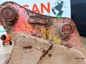 18" DIGGING BUCKET 13 TON .....65MM .....1597T - Image 3