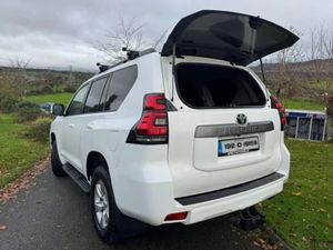 + VAT Toyota Land Cruiser 2019 LWB - Image 4