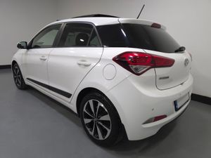 Hyundai i20 1.2 Premium SE - Image 2