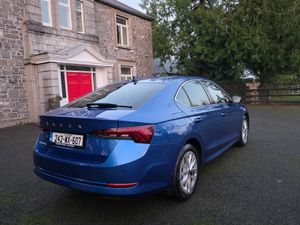 242 Skoda Octavia Ambition 2.0 tdi 150bhp - Image 3