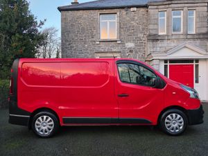 17 Renault Trafic 1.6 Fresh Cvrt No Vat - Image 2