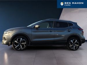 Nissan Qashqai SV Panoramic Roof - Image 2