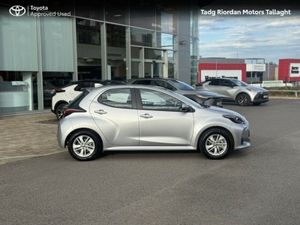 Toyota Yaris HYBRID 115 Luna*** GUARANTEED €1500 S - Image 4