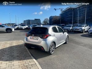 Toyota Yaris 1.5 HYBRID PLATINUM*** GUARANTEED €15 - Image 2