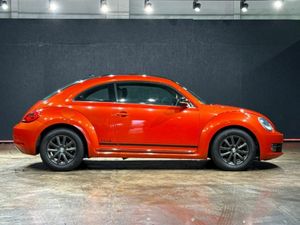 Volkswagen Beetle 1.2L PETROL AUTO - HEATING / AC - Image 2