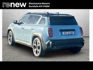 Renault 4 techno 52kWh 150hp - Image 3