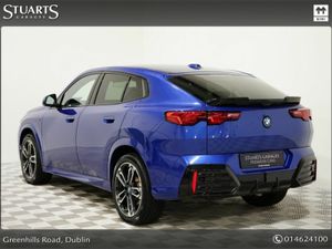 BMW iX2 IX2 M-SPORT eDRIVE20 M-SPORT PRO: PORTIMAO - Image 2