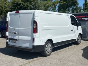 RENAULT TRAFIC 2.0L DIESEL 3 SEATER 2021 - Image 4