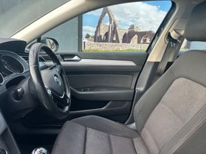 Volkswagen Passat 2015, estate , belt done - Image 4