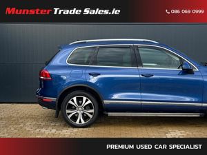 Volkswagen Touareg 5 Seater Crewcab €333 Tax - Image 3