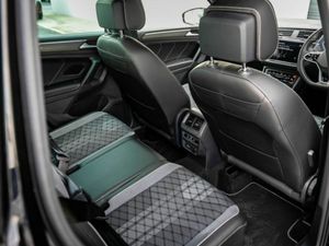 Volkswagen Tiguan R-LINE TSI DSG - Image 4