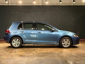 Volkswagen Golf 1.2 AUTOMATIC - ALLOY WHEELS - HEA - Image 3