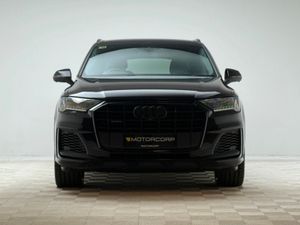 Audi Q7 N1 CREWCAB S LINE BLK ED 55 TFSI E QUATTRO - Image 2
