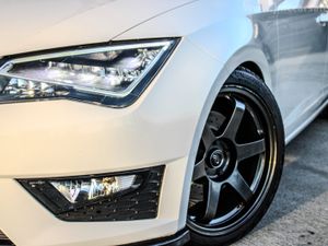 WHITE 2017 SEAT LEON FR - Image 3