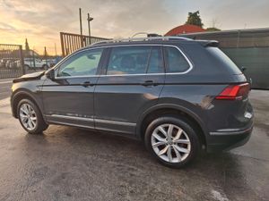 182 Volkswagen Tiguan  Highline  2.0 Tdi - Image 4