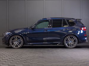 2024 BMW X5 X-Drive 50e M-Sport - Image 3