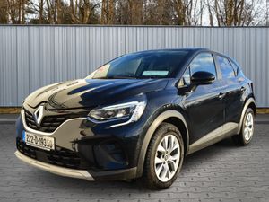 Renault Captur ONE OWNER HIGH SPEC ICONIC PETROL - Image 3