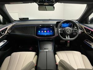 Mercedes-Benz E-Class 300de AMG - 20 Inch Alloys - - Image 4