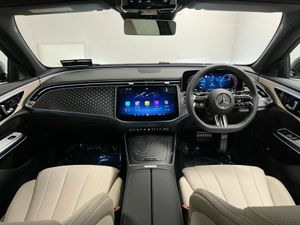 Mercedes-Benz E-Class 300de AMG - 19 Inch Alloys - - Image 3