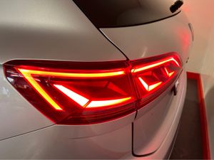 Volkswagen Touareg R LINE  3.0 TDI 4M 286HP 5DR AU - Image 4