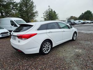 Hyundai i40 Tourer Executive 5DR - Image 4