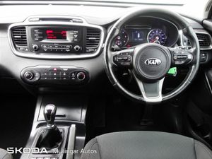 Hyundai Tucson 2WD Executive Plus HEV Auto - Image 2