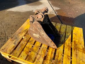 12"  'WHITES' BUCKET...........35mm PINS........1 - Image 2