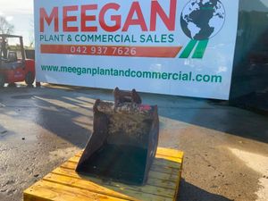 24" DIGGING BUCKET...45mm PINS......251. - Image 2