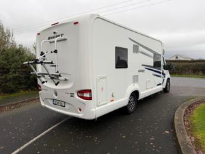 2019 192 Swift 4 Berth Camper-Van Fixed Bed - Image 3