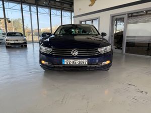 Volkswagen Passat 2017 - Image 3