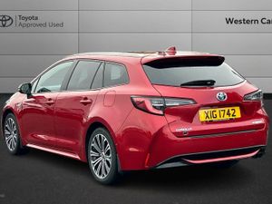 Toyota Corolla 2.0 VVT-h Design Touring Sports CVT - Image 4