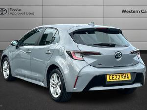 Toyota Corolla 1.8 VVT-h Icon CVT Euro 6 (s/s) 5dr - Image 4