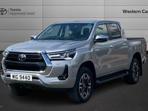 Toyota Hilux 2.8 D-4D Invincible Auto 4WD Euro 6 ( - Image 3