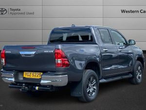 Toyota Hilux 2.4 D-4D Icon Pickup Double Cab 4dr D - Image 2