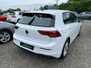 Volkswagen Golf Life - Image 4