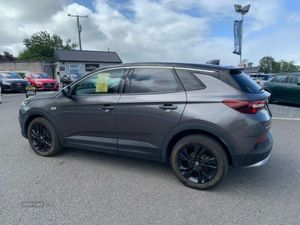 Vauxhall Grandland X SRi Nav - Image 3