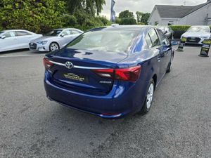 Toyota Avensis Active - Image 4