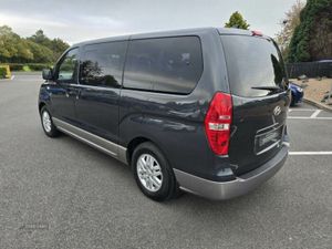 Hyundai i800 SE Nav - Image 3